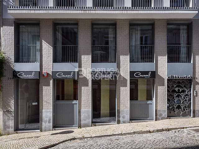 Nouvelle boutique dans le développement de luxe 60m de Avenida da Liberdade