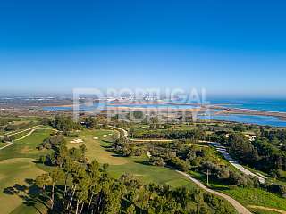 Building Plots With Breathtaking Sea Views On An Exclusive Front-Line Golf Resort