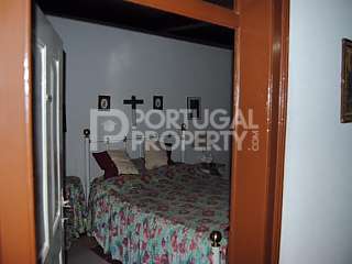 Century-Old Mansion In The Silver Coast