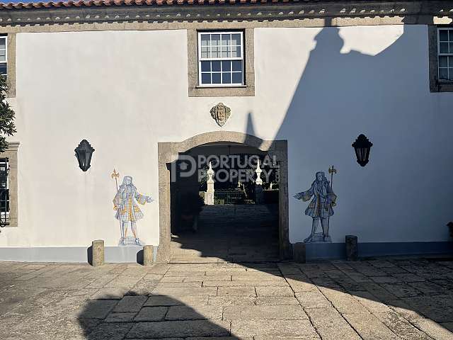 经典葡萄牙庄园距离波尔图市中心30分钟路程