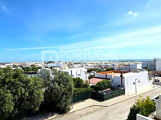 Excellent Quality Linked Villas With Sea Views