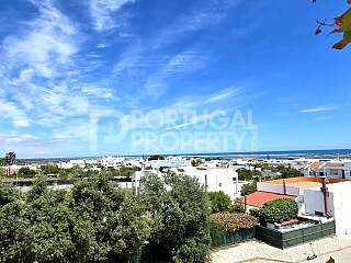 Excellent Quality Linked Villas With Sea Views