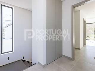 Brand-New Modern 3 Bed Villa With Pool And Jacuzzi