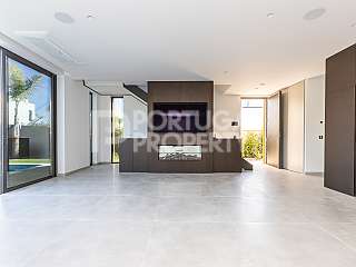 Brand-New Modern 3 Bed Villa With Pool And Jacuzzi