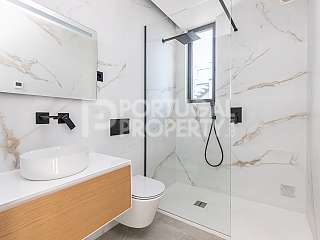 Brand-New Modern 3 Bed Villa With Pool And Jacuzzi