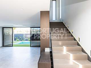 Brand-New Modern 3 Bed Villa With Pool And Jacuzzi