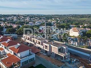 3-Bed Villa With Private Garden And Pool In Olhos De Água, Albufeira