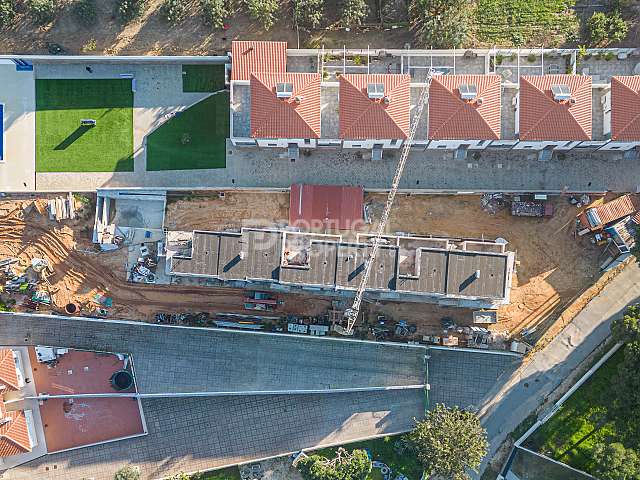 Villa con 3 letti con giardino privato e piscina, in costruzione a Olhos de Água, Albufeira