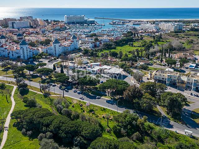 Prime Commercial Plot, Heart Of Vilamoura: A Magnificent Investment Opportunity With Approved Projec
