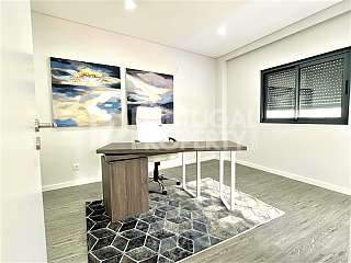 Brand New Three Bedroom Apartment With Swimming Pool