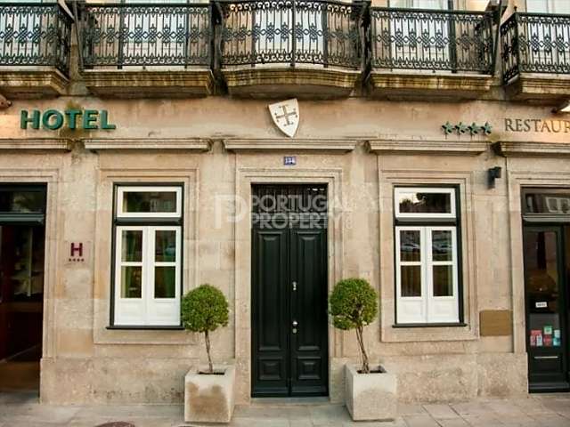 Experience the Best of Braga - Luxurious Hotel for Sale - Prime Location