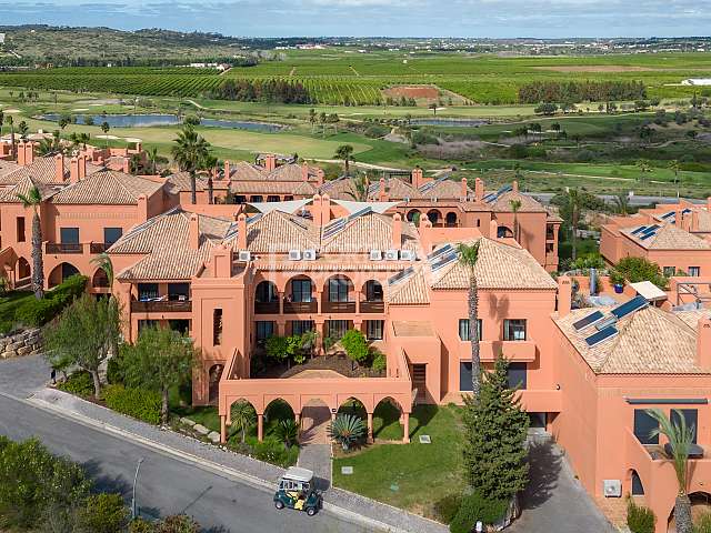 Quality 2+1 Duplex Apartment, Fantastic Golf Views, In A Renowned Golf Resort