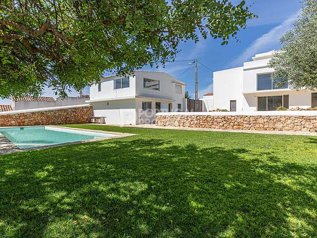 Beautiful Property On Large Plot With Stunning Sea Views Over Vilamoura