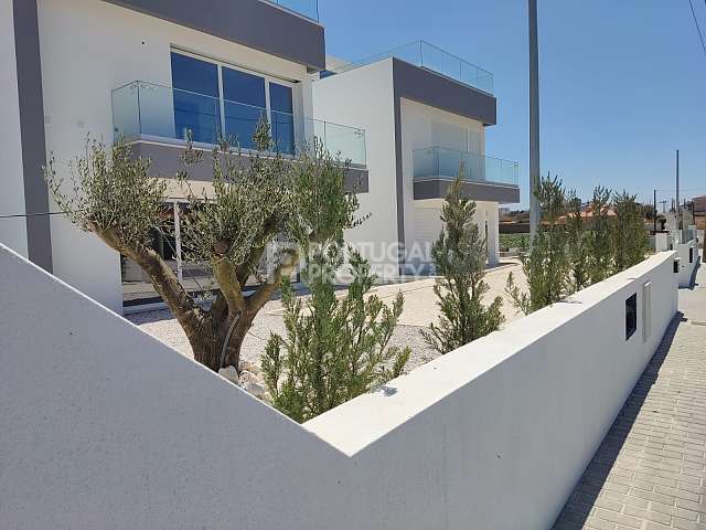 Modern Villa With Sea View - Silver Coast