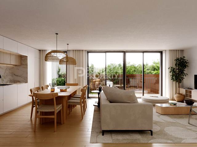 Expansive Comfort: Three-Bedroom Apartments In Prestigious Porto Setting