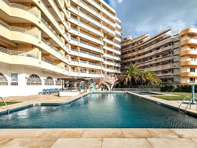 Exquisite Two Bedroom Apartment With Sea View In Vilamoura Marina