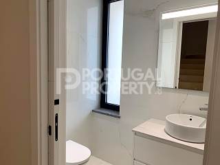 Modern Villa In Areia Branca