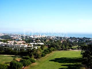 Golf Living