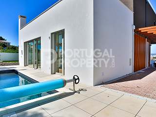 Amazing Villa in São Martinho do Porto with sea views