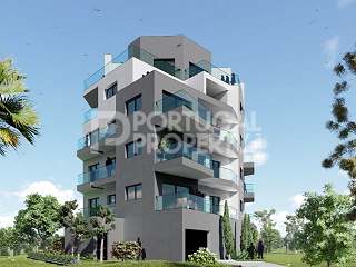 Elegant Three Bedroom Apartments Near The Beach