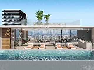 The Golden Retreat: A Contemporary Luxury Haven