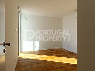 Luxury Waterfront One Bedroom Apartment In Fuseta