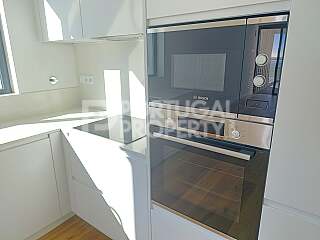 Luxury Waterfront One Bedroom Apartment In Fuseta