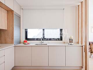 A Luxurious Rentable Penthouse With Sea Views At The Very Heart Of Faro