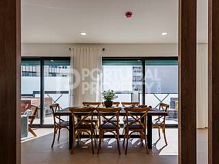 A Luxurious Rentable Penthouse With Sea Views At The Very Heart Of Faro
