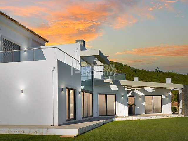 Brand new modern property in Central Algarve