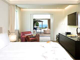 阿尔加夫豪华别墅,坐落在壮丽的悬崖之上