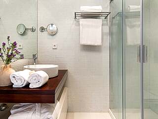 阿连特茹别墅带游泳池和度假村特权