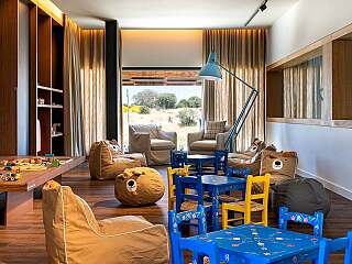 阿连特茹别墅带游泳池和度假村特权