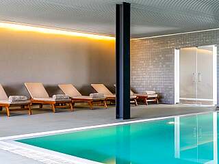 阿连特茹别墅带游泳池和度假村特权