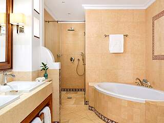 门前五星级设施的天堂