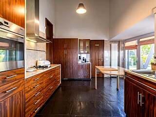 Villa Familiale Tranquille avec Vue sur l'Océan & Piscine Privée