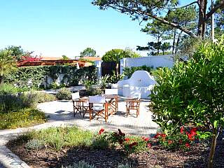 Vale do Lobo带泳池海景出租住宅