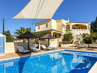 阿尔加维豪华租赁住宅,带游泳池和异国风情花园