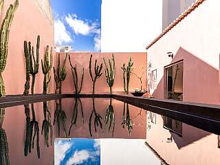 Luxury Art-House with Private pool, Close to beach in Portimão