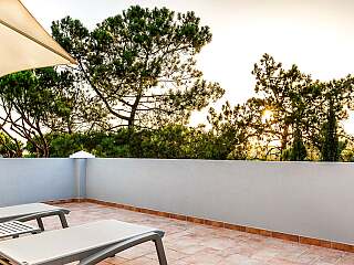 瓦勒杜卢博安静住宅,地中海风情