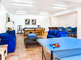 瓦勒杜卢博安静住宅,地中海风情