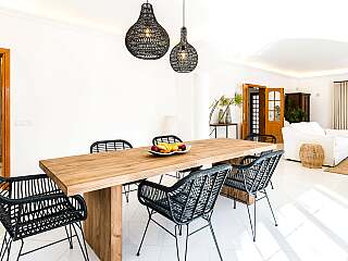 瓦勒杜卢博安静住宅,地中海风情