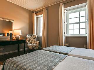 带泳池和壮丽景观的杜罗谷别墅