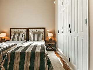 带泳池和壮丽景观的杜罗谷别墅