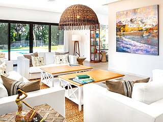 五卧室带泳池的维拉莫拉绿洲