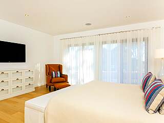 五卧室带泳池的维拉莫拉绿洲