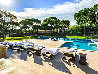 五卧室带泳池的维拉莫拉绿洲