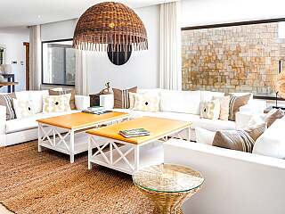 五卧室带泳池的维拉莫拉绿洲