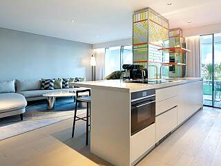 带有酒店的精致1、2、3卧室住宅