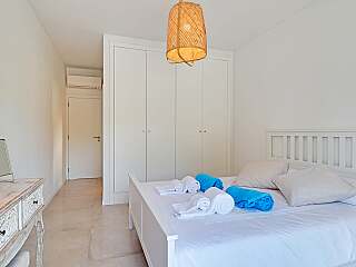 Vilamoura Villa Steeped in Contemporary Elegance